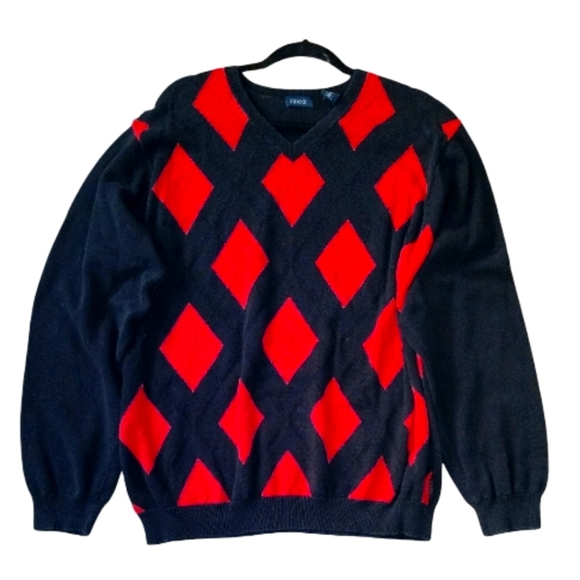 Izod V-Neck Sweater Black and Red Argyle Design - Picture 1 of 3